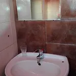 1 In Nikea Park Apartment *