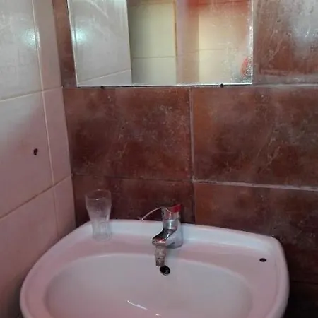 1 In Nikea Park Daire *